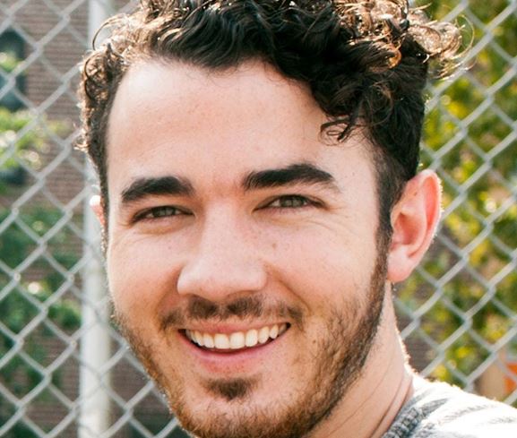 How to Contact Kevin Jonas: Phone Number, Email Address, Fan Mail Address, and Autograph Request Address
