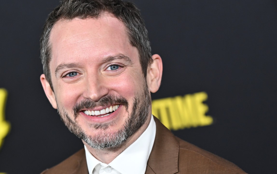 How to Contact Elijah Wood: Phone Number, Email Address, Fan Mail Address, and Autograph Request Address