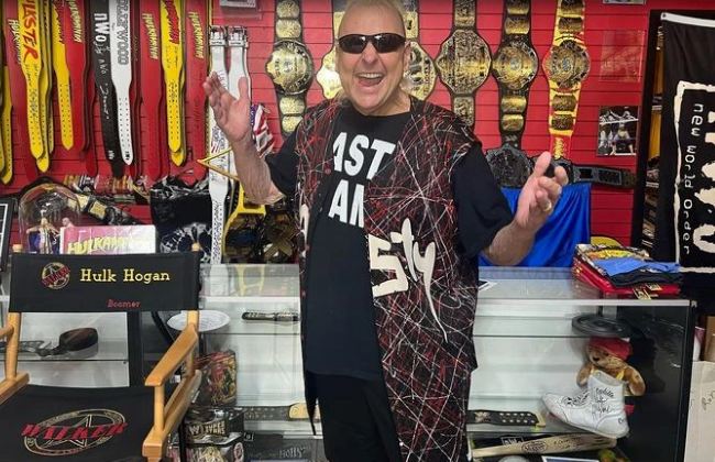 How to Contact Brian Knobbs: Phone Number, Email Address, Fan Mail Address, and Autograph Request Address